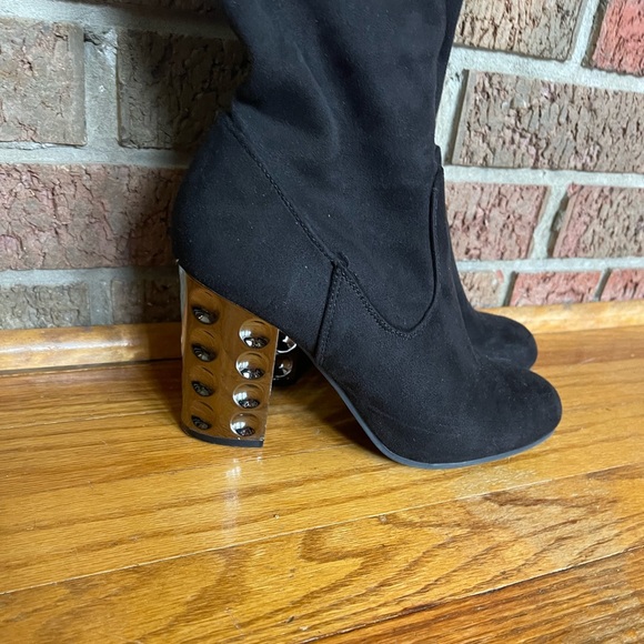 Carlos Santana over the knee boots - Picture 5 of 7